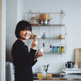 自然な甘みと酸味がやさしく溶け合うビーツのヨーグルトジェラート。香料・保存料・増粘剤を使わず、米粉や蒟蒻粉でとろみを出した安心仕様。「ちょっと甘いものが食べたい」気分に寄り添う、軽やかでくどくない午後のおやつに最適。